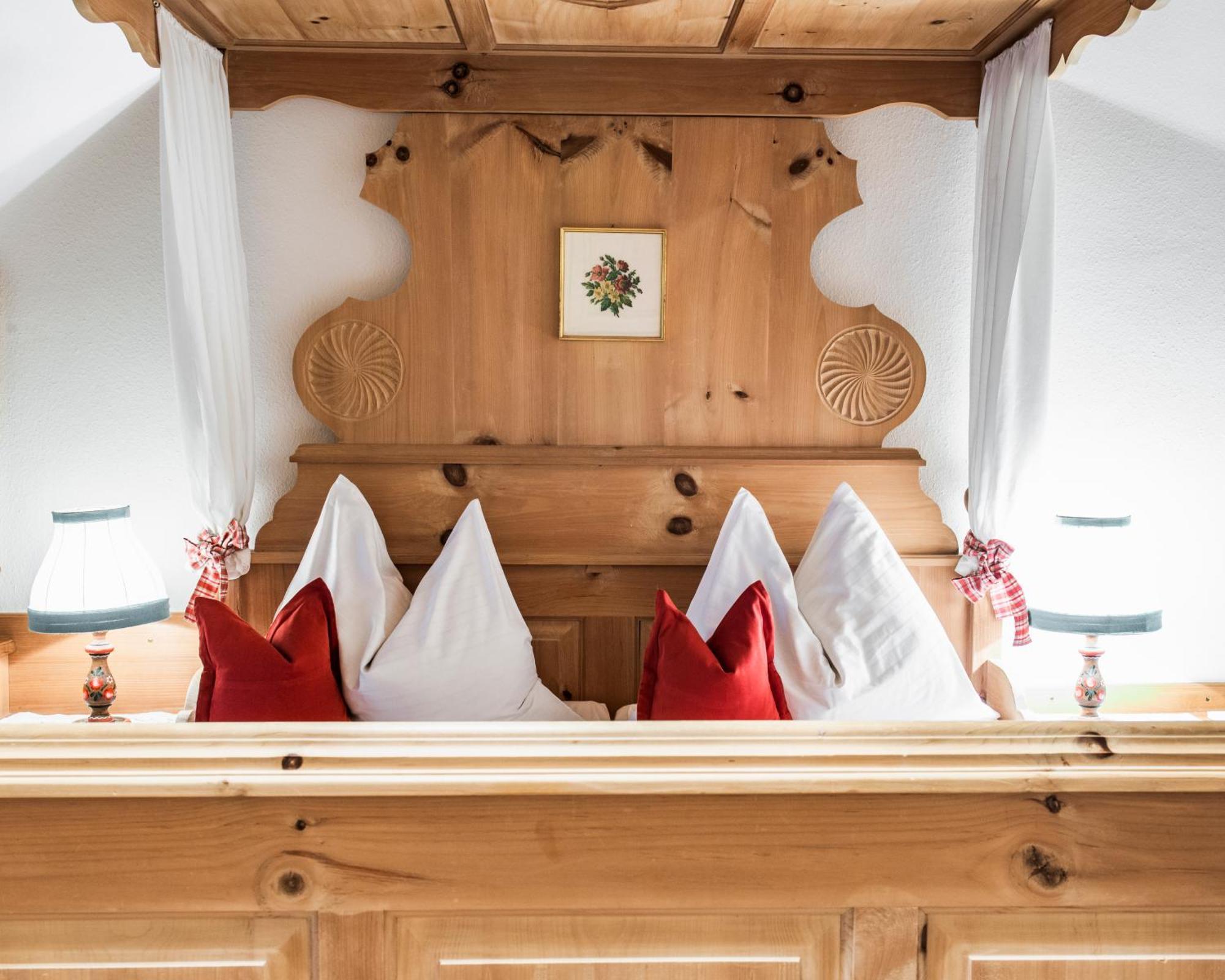 Romantikhotel Almtalhof Gruenau im Almtal Luaran gambar