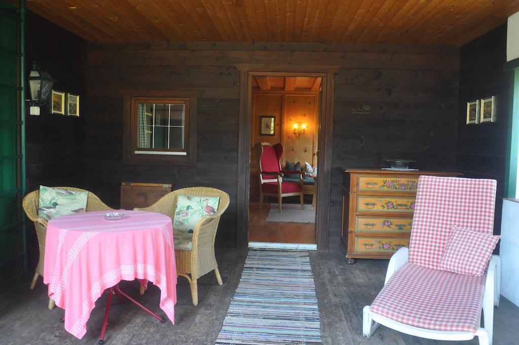 Romantikhotel Almtalhof Gruenau im Almtal Bilik gambar